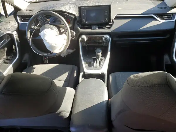 2T3W1RFV8MC132618 2021 TOYOTA RAV 4 - Image 8