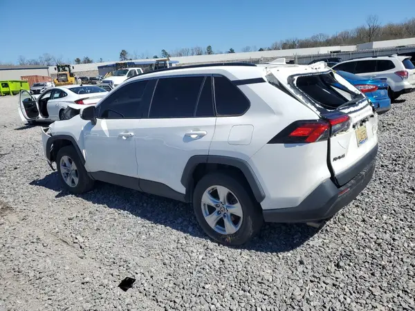 2T3W1RFV8MC136023 2021 TOYOTA RAV 4 - Image 2
