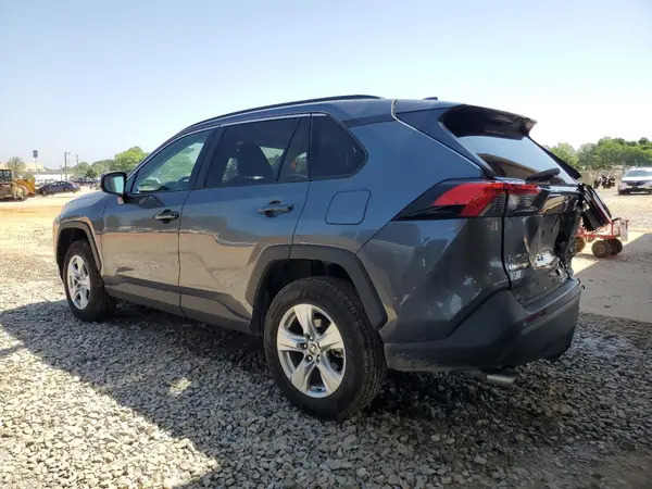 2T3W1RFV8MC138032 2021 TOYOTA RAV 4 - Image 2