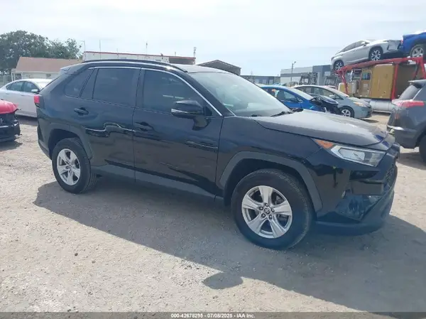 2T3W1RFV8MC148060 2021 TOYOTA RAV 4 - Image 1
