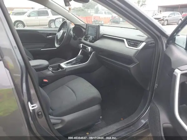 2021 TOYOTA RAV 4 IAAI lot 40354537 auction photo 5