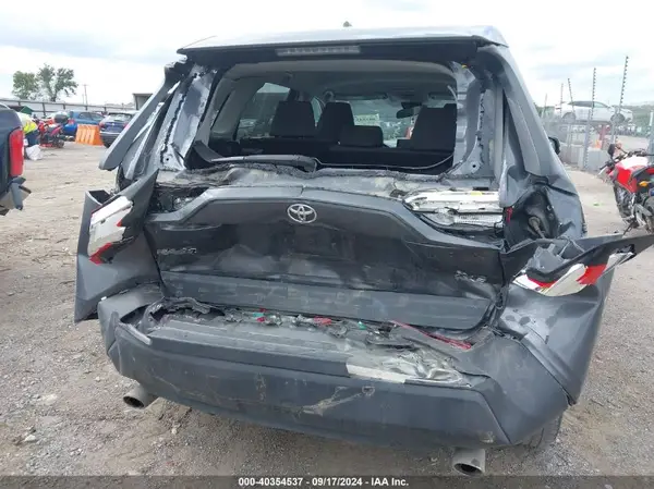 2021 TOYOTA RAV 4 IAAI lot 40354537 auction photo 6