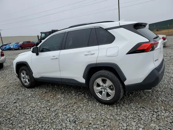 2T3W1RFV8MW165276 2021 TOYOTA RAV 4 - Image 2