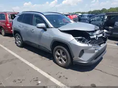 2T3W1RFV8NC180539 2022 TOYOTA RAV 4