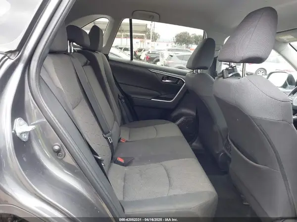 2T3W1RFV8NW190406 2022 TOYOTA RAV 4 - Image 8