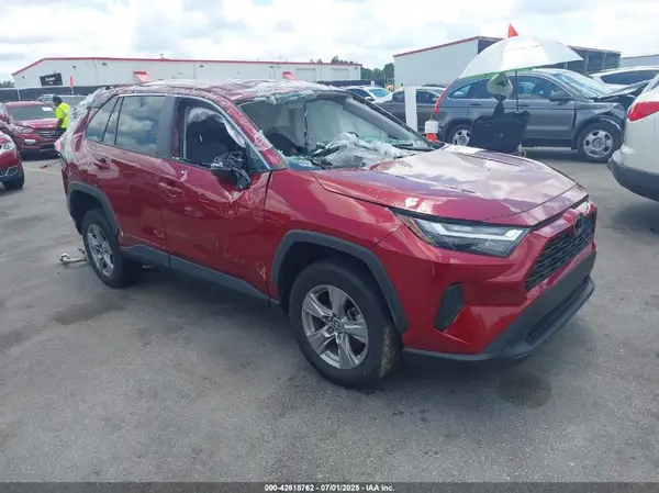 2T3W1RFV8NW207494 2022 TOYOTA RAV 4 - Image 1