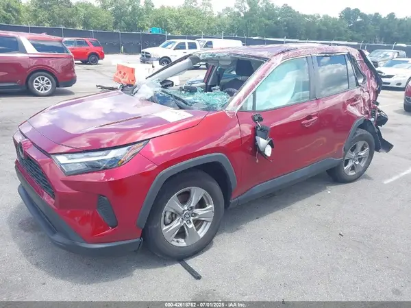 2T3W1RFV8NW207494 2022 TOYOTA RAV 4 - Image 2