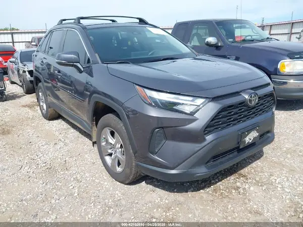 2T3W1RFV8NW219550 2022 TOYOTA RAV 4 - Image 1