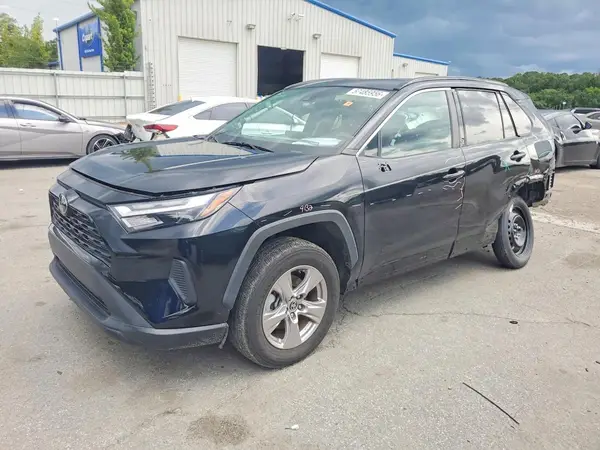 2T3W1RFV8NW236106 2022 TOYOTA RAV 4 - Image 1