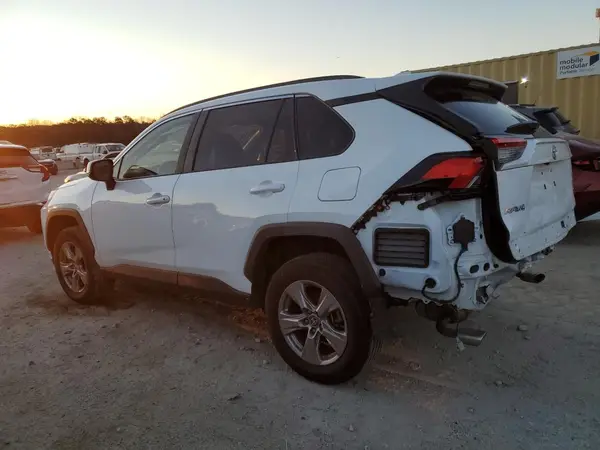 2T3W1RFV8PC217057 2023 TOYOTA RAV 4 - Image 2