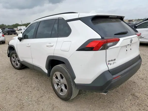 2T3W1RFV8PC232965 2023 TOYOTA RAV 4 - Image 2