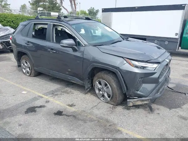 2T3W1RFV8PW298351 2023 TOYOTA RAV 4 - Image 1