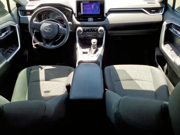 2T3W1RFV8RC273647 2024 TOYOTA RAV 4 - Image 8