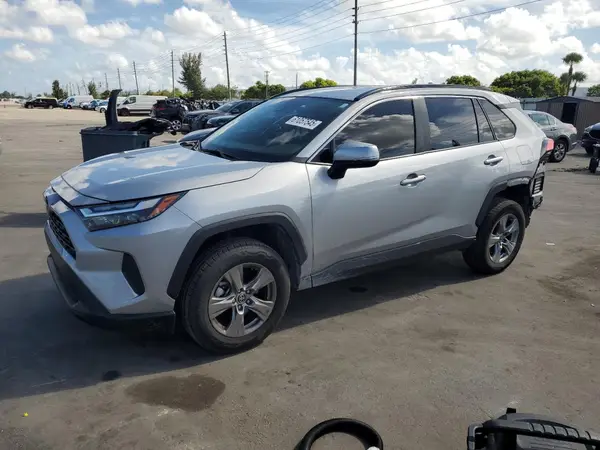 2T3W1RFV8RW324157 2024 TOYOTA RAV 4 - Image 1