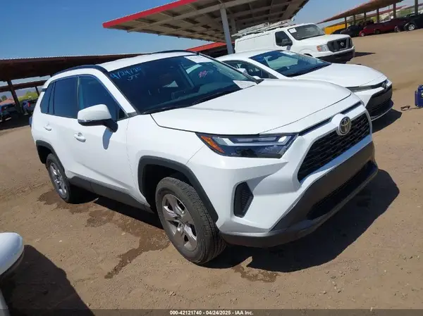 2T3W1RFV8SW374059 2025 TOYOTA RAV 4 - Image 1
