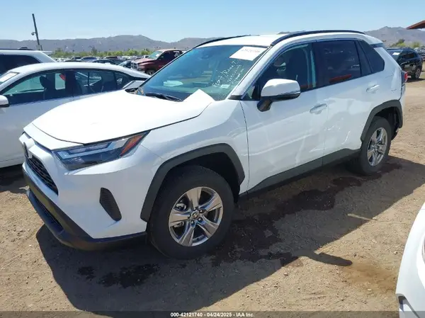 2T3W1RFV8SW374059 2025 TOYOTA RAV 4 - Image 2