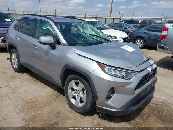 2T3W1RFV9KC005471 2019 TOYOTA RAV 4 - Image 1