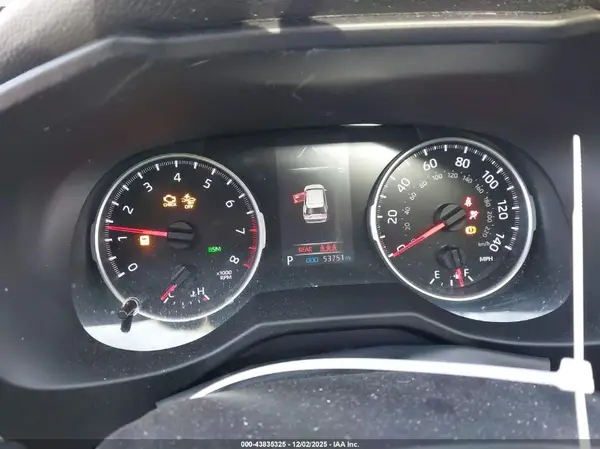 2019 TOYOTA RAV 4 auction photo 7