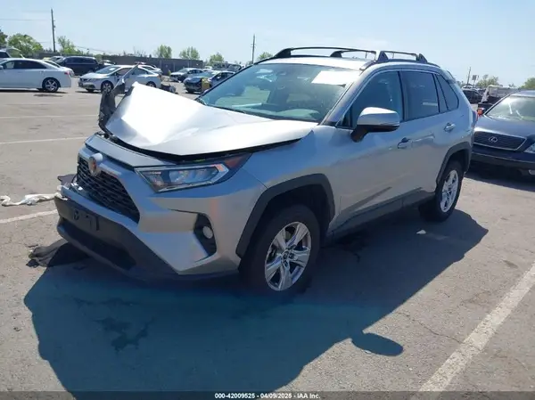 2T3W1RFV9KW021118 2019 TOYOTA RAV 4 - Image 2