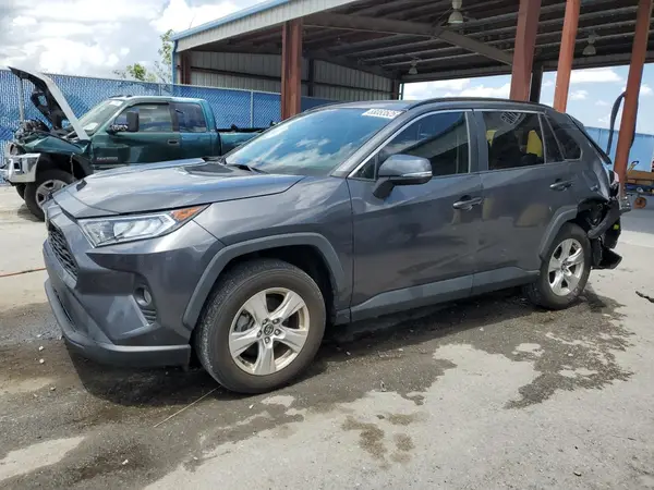 2T3W1RFV9LW090456 2020 TOYOTA RAV 4 - Image 1