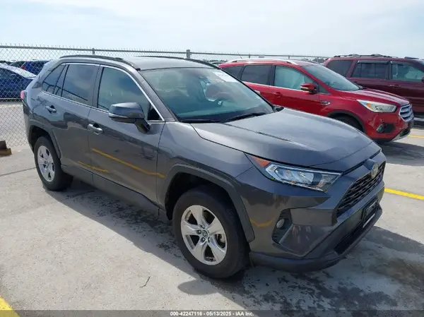 2T3W1RFV9LW096242 2020 TOYOTA RAV 4 - Image 1