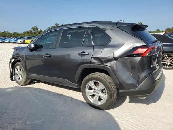 2T3W1RFV9MC093568 2021 TOYOTA RAV 4 - Image 2