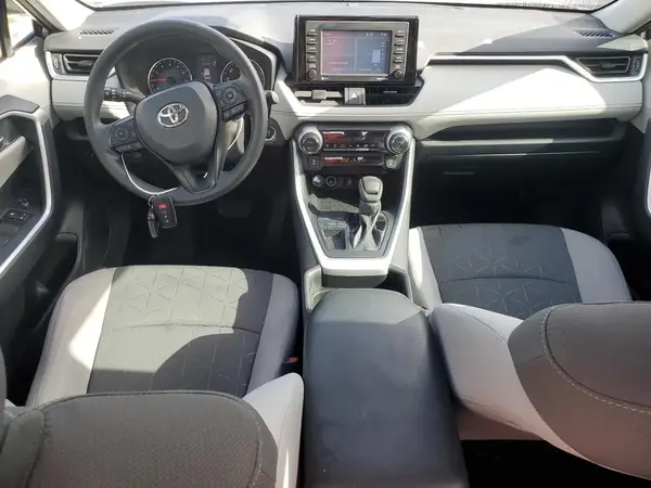2T3W1RFV9MC128500 2021 TOYOTA RAV 4 - Image 8