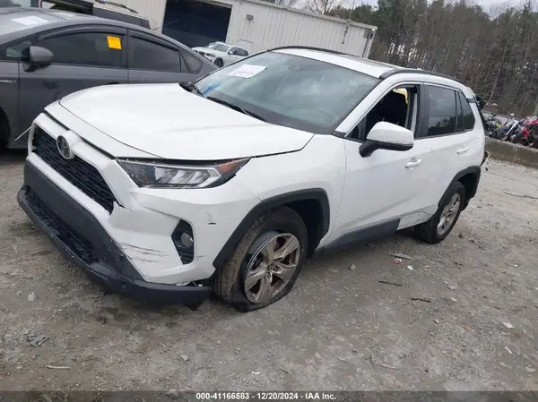 2T3W1RFV9MC150013 2021 TOYOTA RAV 4 - Image 2