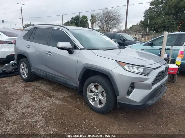 2T3W1RFV9MW124168 2021 TOYOTA RAV 4 - Image 1