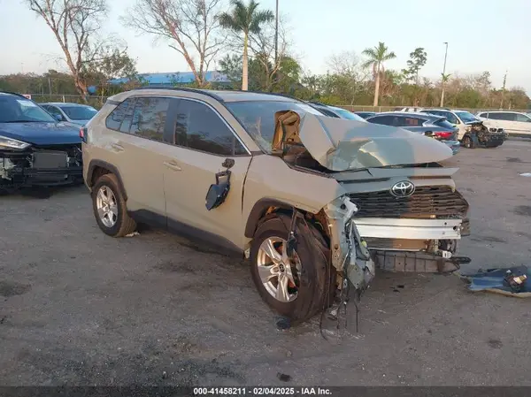2T3W1RFV9MW166274 2021 TOYOTA RAV 4 - Image 1