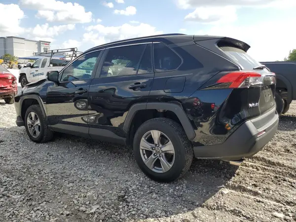 2T3W1RFV9NC180338 2022 TOYOTA RAV 4 - Image 2