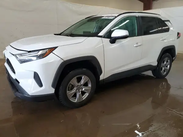 2T3W1RFV9NW190804 2022 TOYOTA RAV 4 - Image 1
