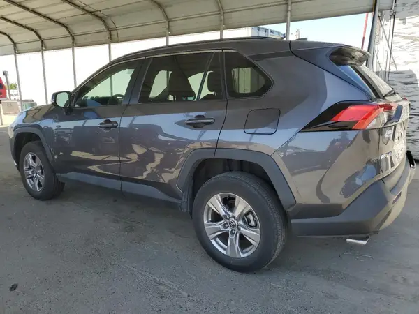 2T3W1RFV9NW203969 2022 TOYOTA RAV 4 - Image 2