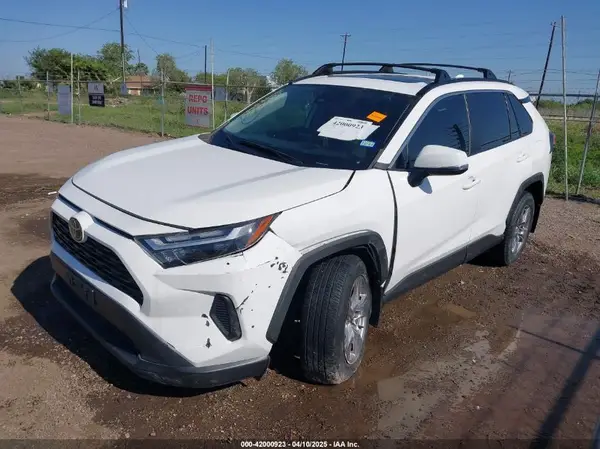 2T3W1RFV9PC216483 2023 TOYOTA RAV 4 - Image 2