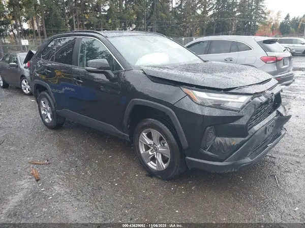 2T3W1RFV9PW270400 2023 TOYOTA RAV 4 - Image 1