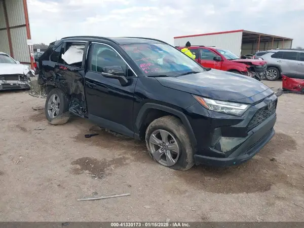 2T3W1RFV9PW286693 2023 TOYOTA RAV 4 - Image 1