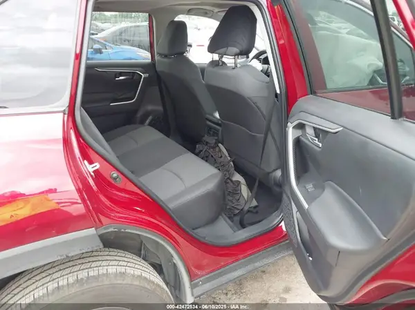 2T3W1RFV9PW295510 2023 TOYOTA RAV 4 - Image 8