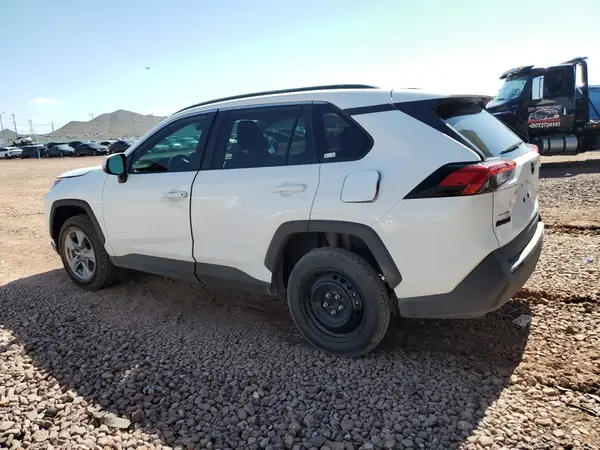 2T3W1RFV9RC300399 2024 TOYOTA RAV 4 - Image 2