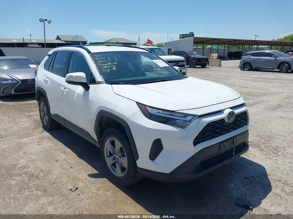 2T3W1RFV9RW335961 2024 TOYOTA RAV 4 - Image 1