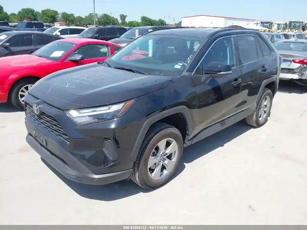 2T3W1RFV9SW373129 2025 TOYOTA RAV 4 - Image 2