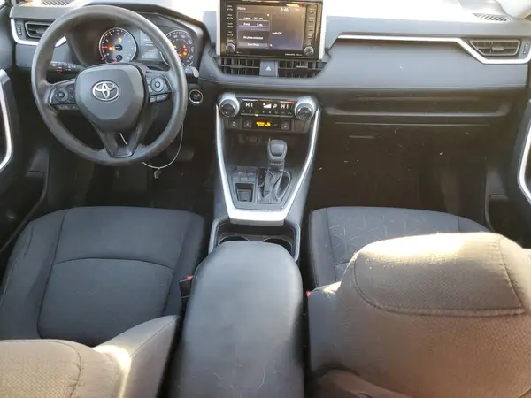 2T3W1RFVXKC002935 2019 TOYOTA RAV 4 - Image 8