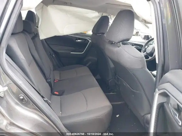 2T3W1RFVXKC031514 2019 TOYOTA RAV 4 - Image 8