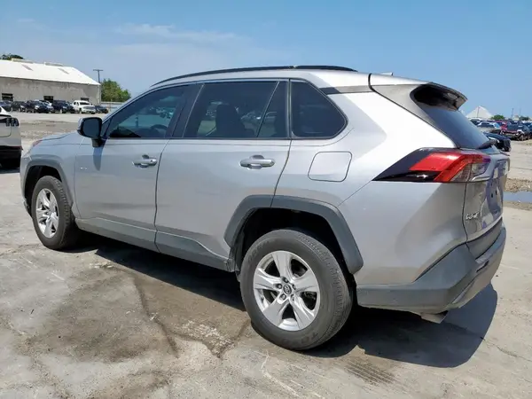 2T3W1RFVXKC031836 2019 TOYOTA RAV 4 - Image 2