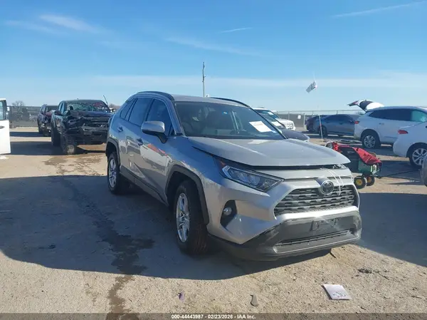 2T3W1RFVXKW017918 2019 TOYOTA RAV 4 - Image 1