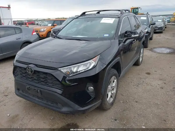 2T3W1RFVXLW075433 2020 TOYOTA RAV 4 - Image 2