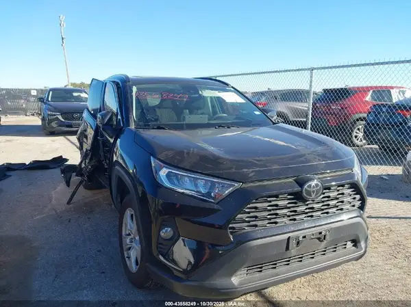 2T3W1RFVXMC110281 2021 TOYOTA RAV 4 - Image 1
