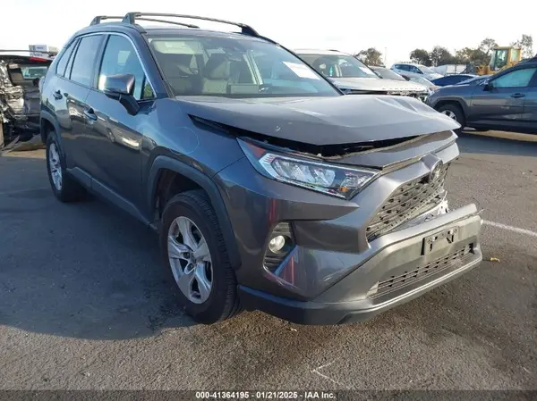 2T3W1RFVXMC158461 2021 TOYOTA RAV 4 - Image 1