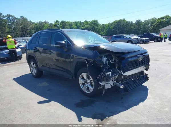 2T3W1RFVXMC159965 2021 TOYOTA RAV 4 - Image 1