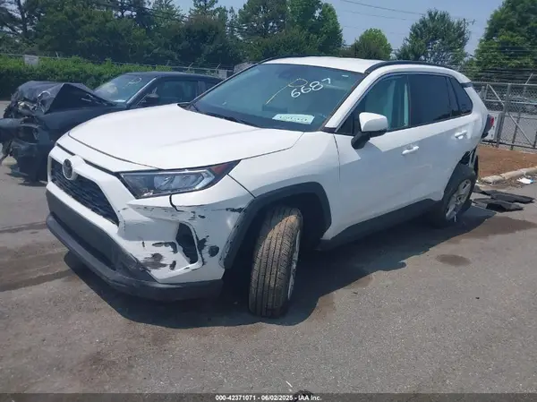 2T3W1RFVXMC166687 2021 TOYOTA RAV 4 - Image 2