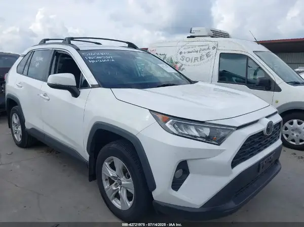 2T3W1RFVXMW106729 2021 TOYOTA RAV 4 - Image 1